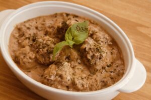 Pressure Cooker Swedish Meatballs