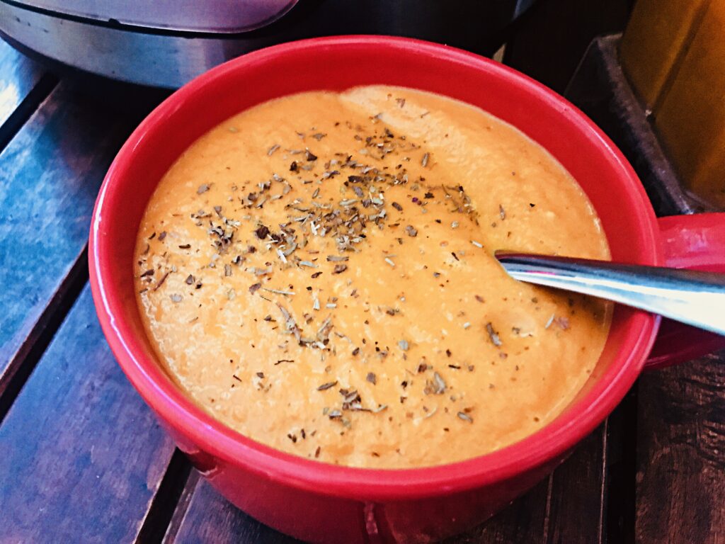 Instant Pot Turkey Neck Soup