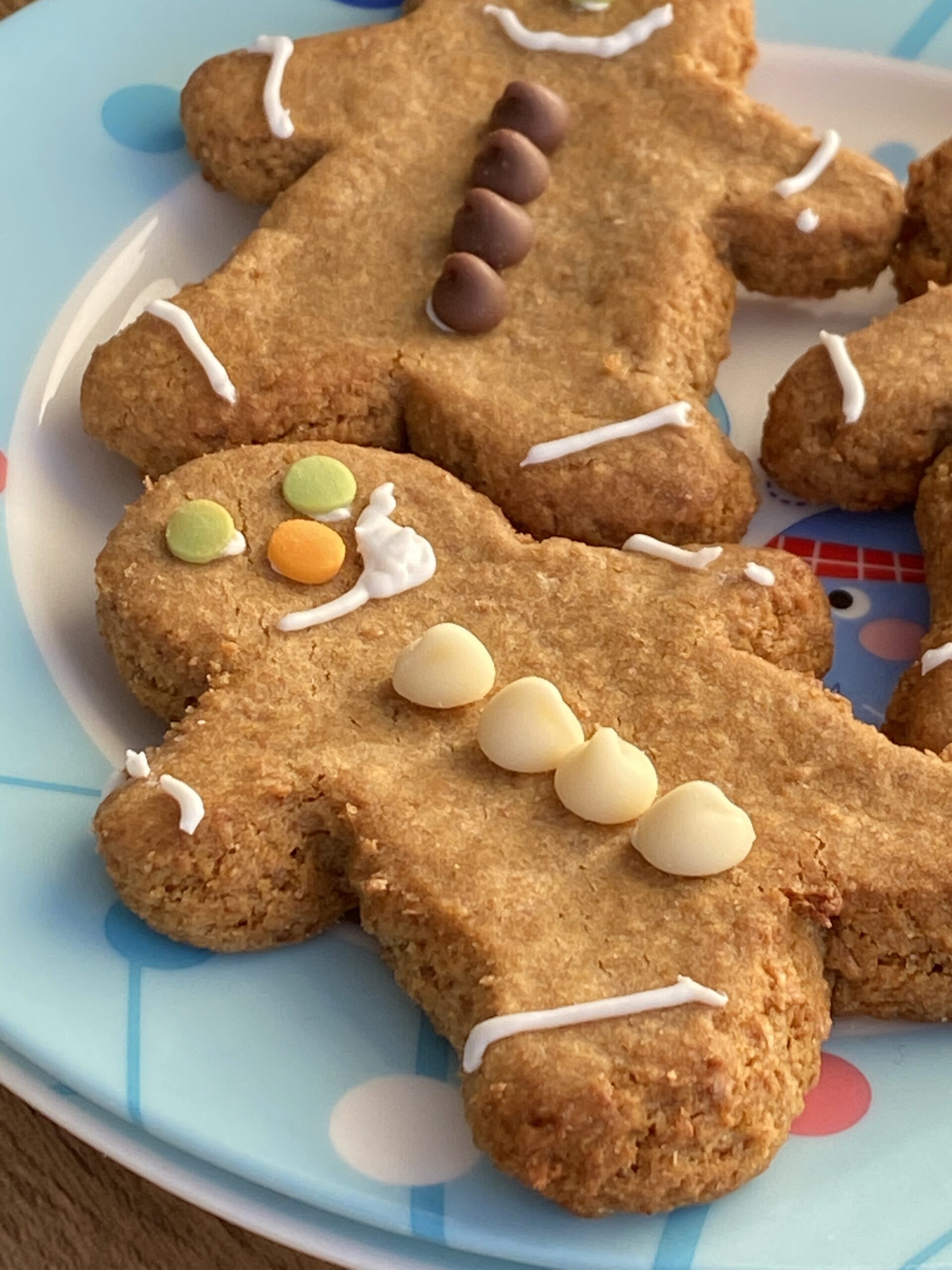 Air Fryer Gingerbread Man Cookies