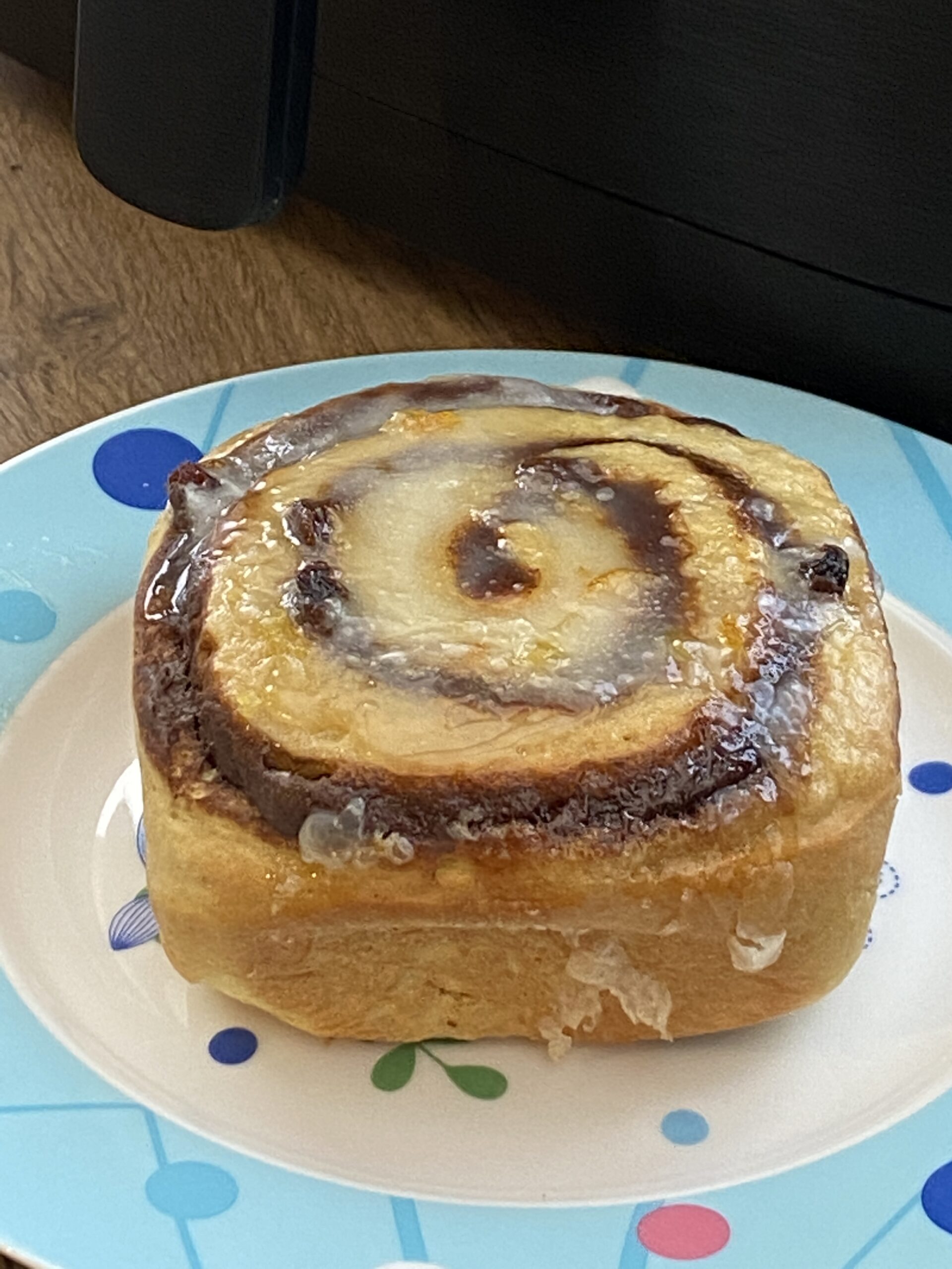 how to reheat cinnamon rolls