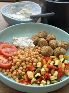 Air Fryer Frozen Falafel Bowl