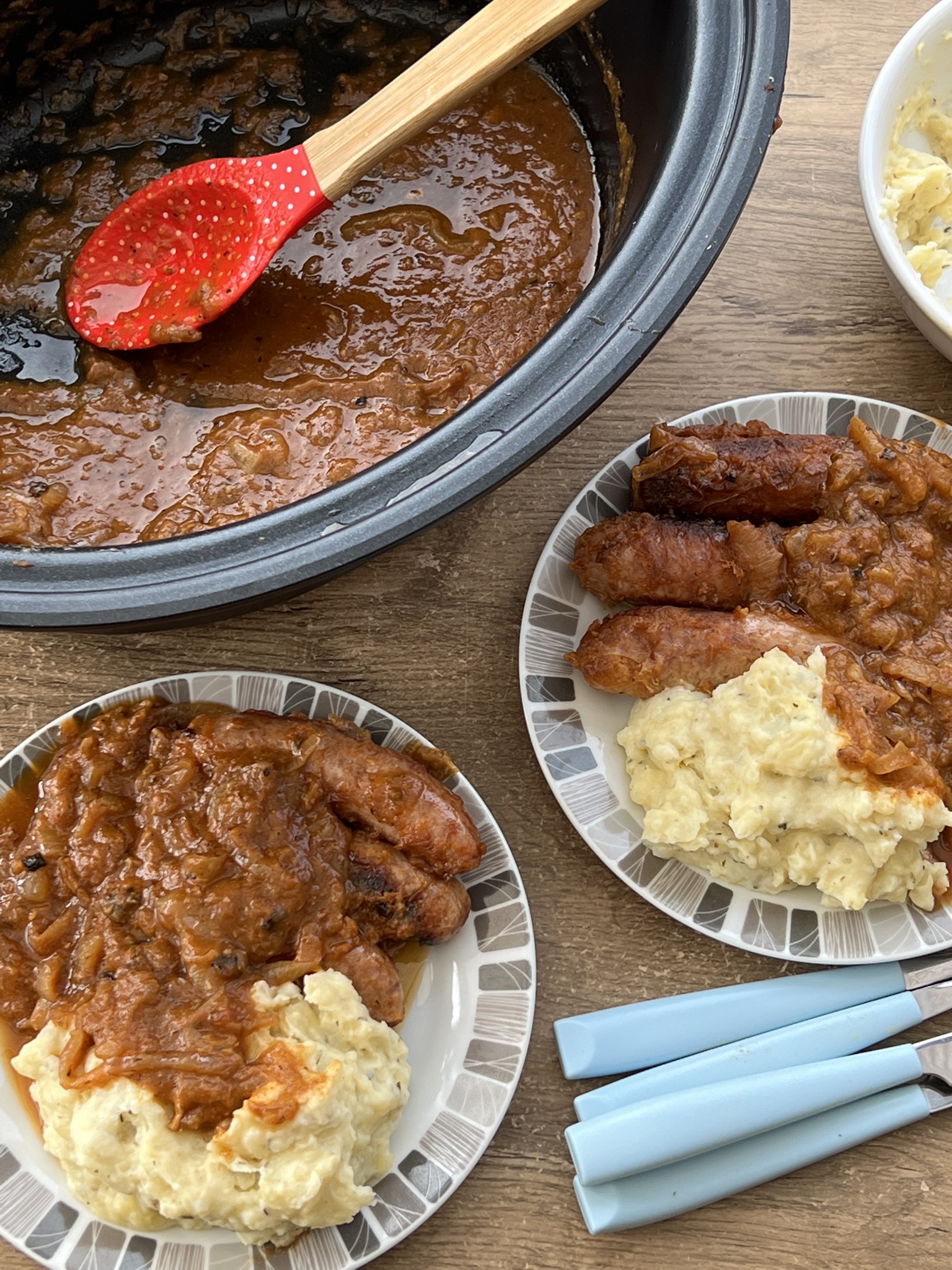 Slow Cooker Sausages In Onion Gravy