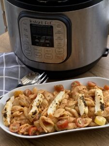 instant pot halloumi pasta bake