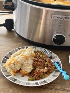 slow cooker cumberland pie