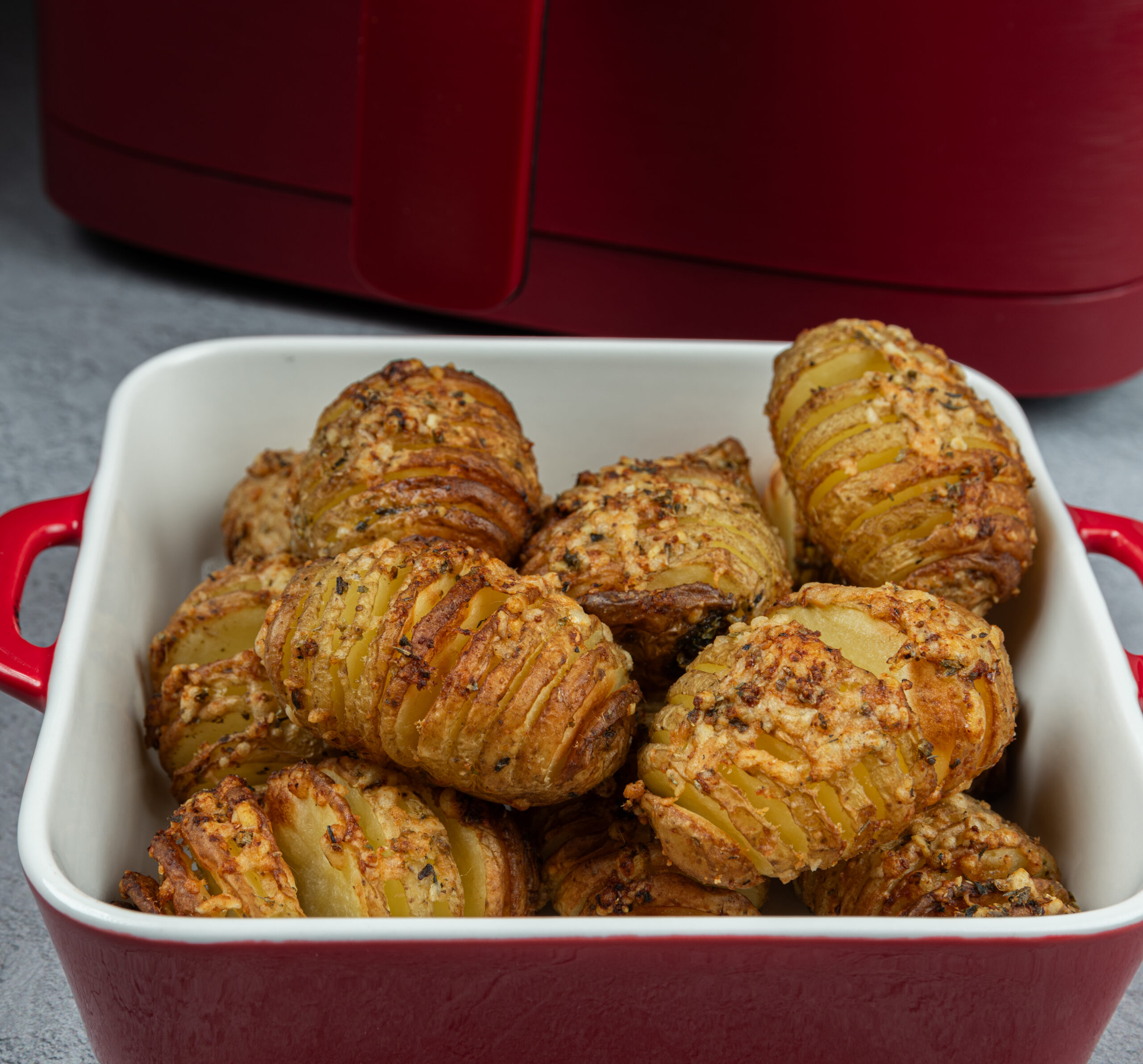 air fryer hasselback potatoes