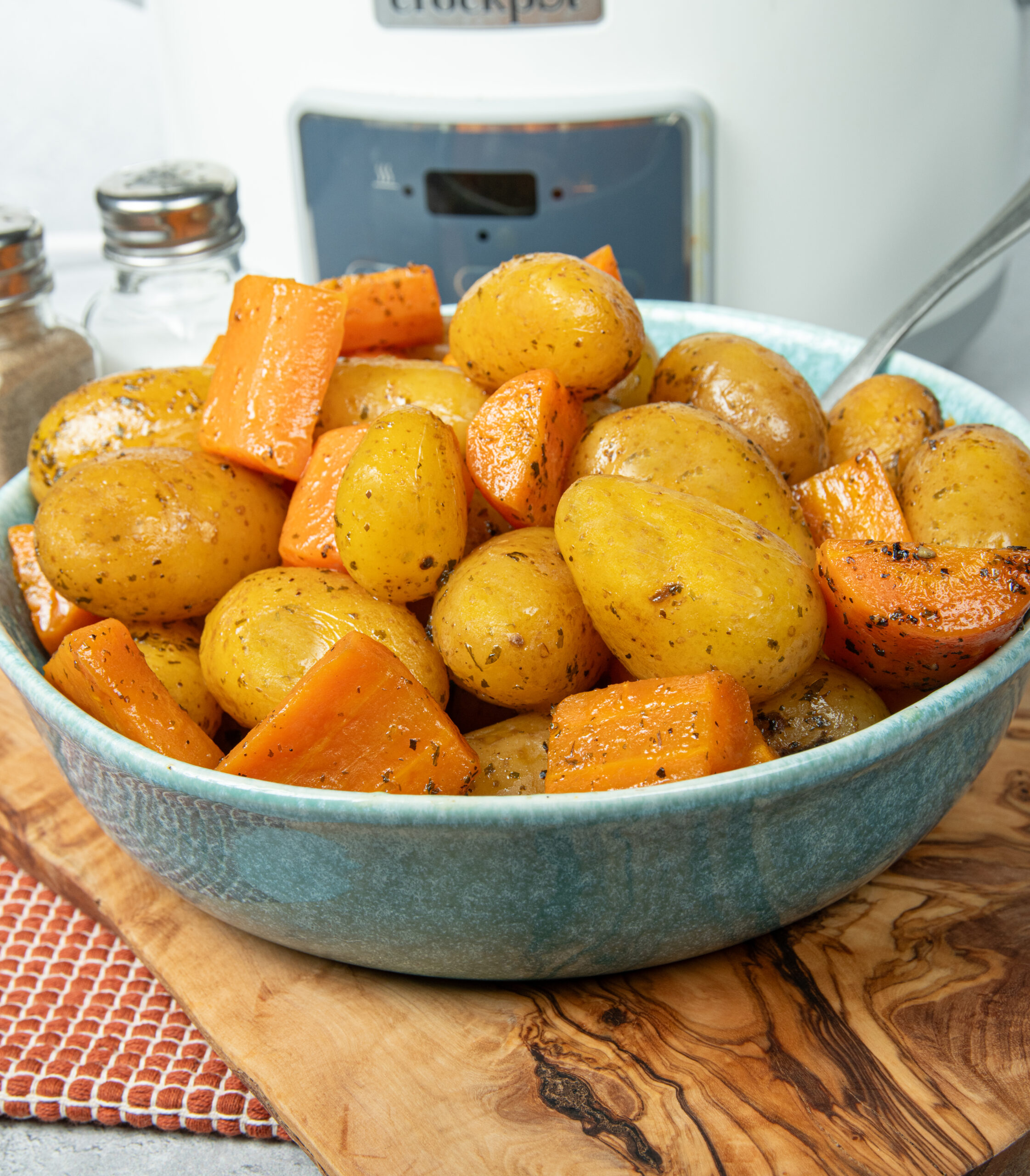 slow cooker potatoes and carrots