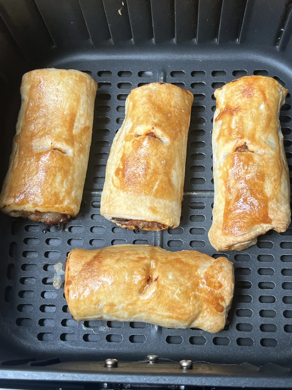 Air-Fryer-Sausage-Rolls