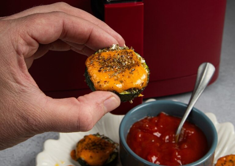 Air Fryer Zucchini Pizza Bites