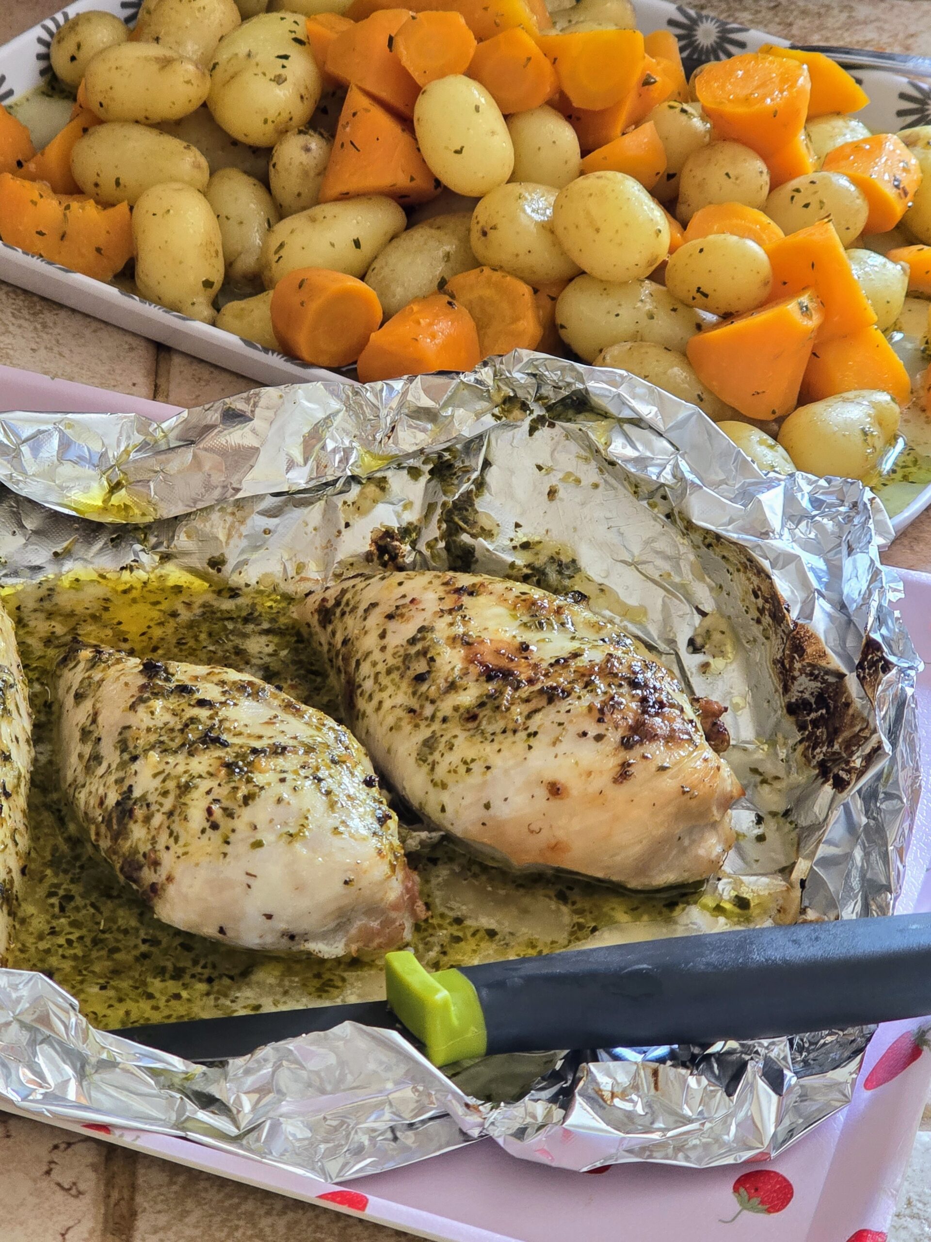 Ninja Speedi Chicken With Potatoes & Carrots Speedi Meal