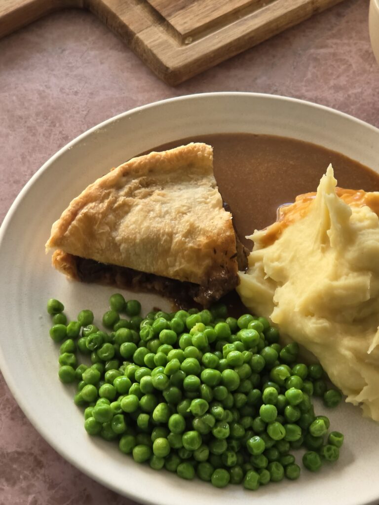 Ninja Foodi Steak & Kidney Pie