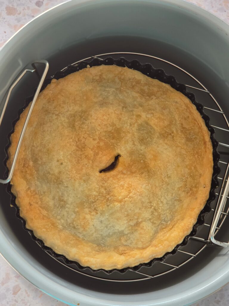 cooking a steak and kidney pie in the ninja foodi