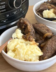 slow-cooker-liver-and-onions