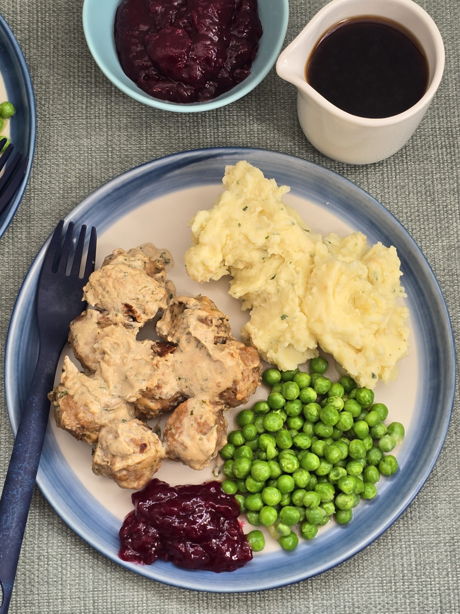 Air Fryer Ikea Swedish Meatballs With Mash & Gravy