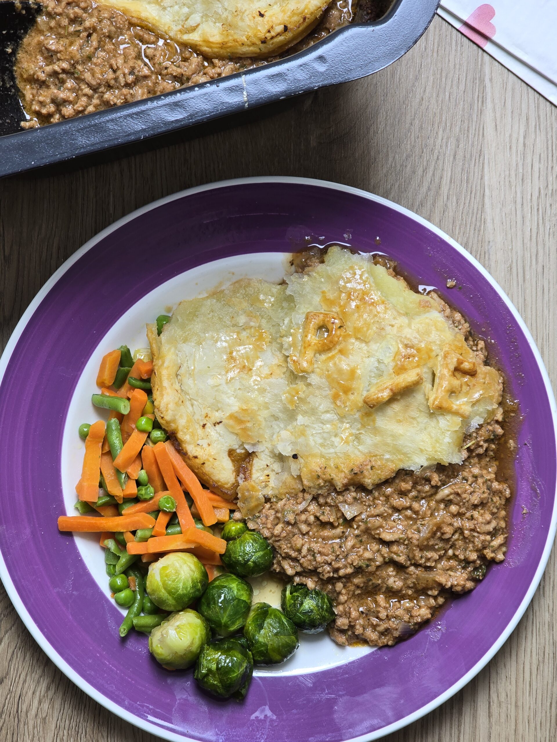 Ninja Speedi Minced Beef & Onion Pie