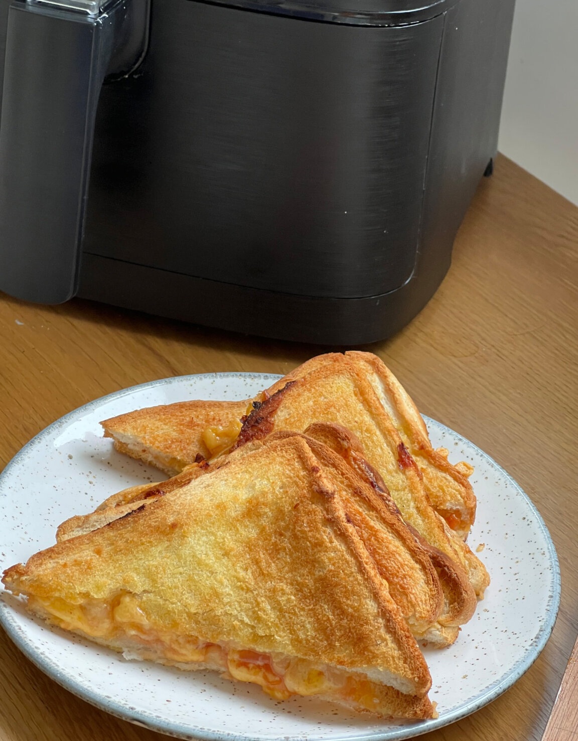 Air-Fryer-Cheese-And-Bean-Toastie