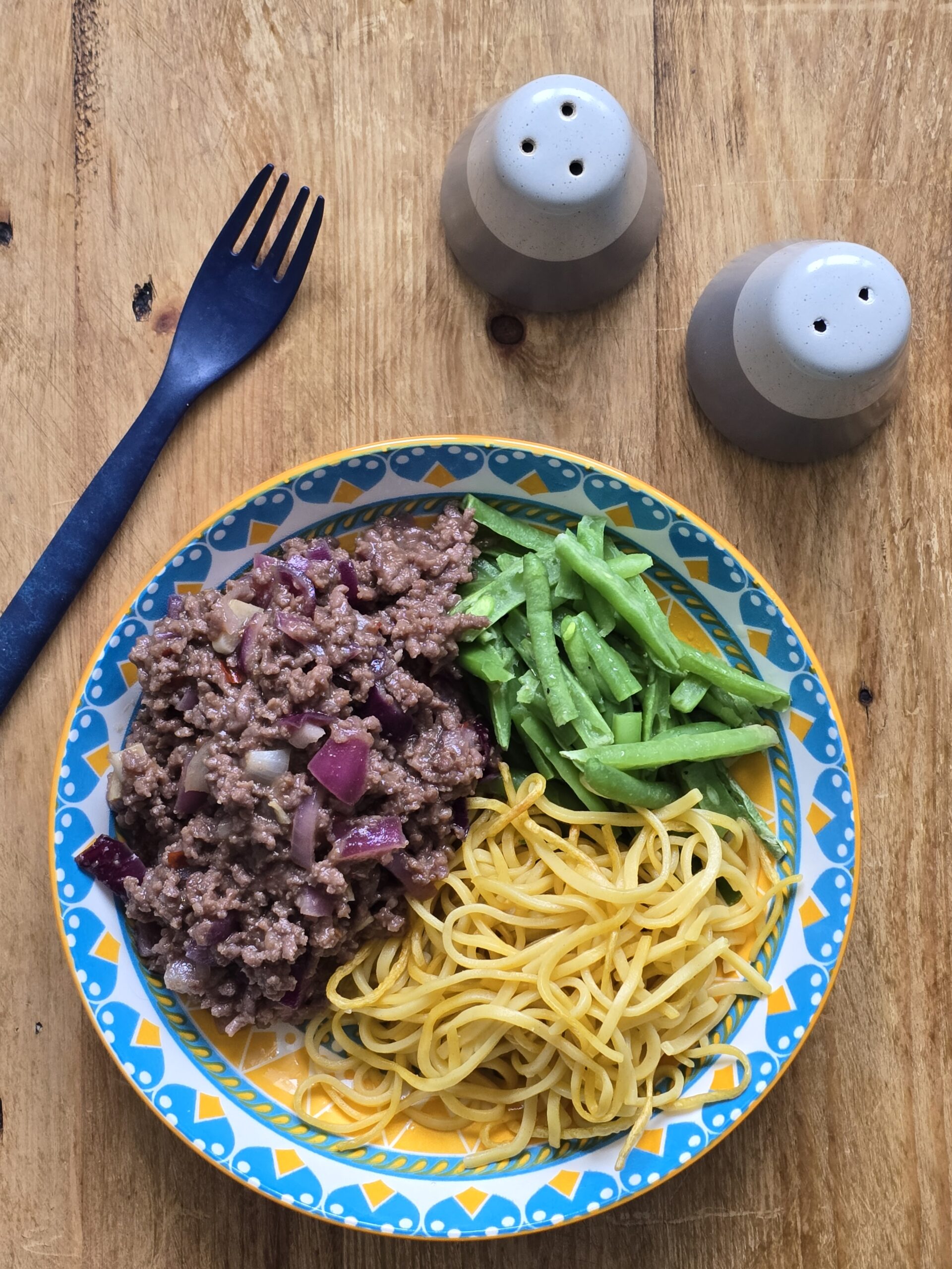 ninja speedi chilli beef with noodles and green beans