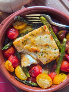 Air Fryer Baked Halloumi With Asparagus & Cherry Tomatoes