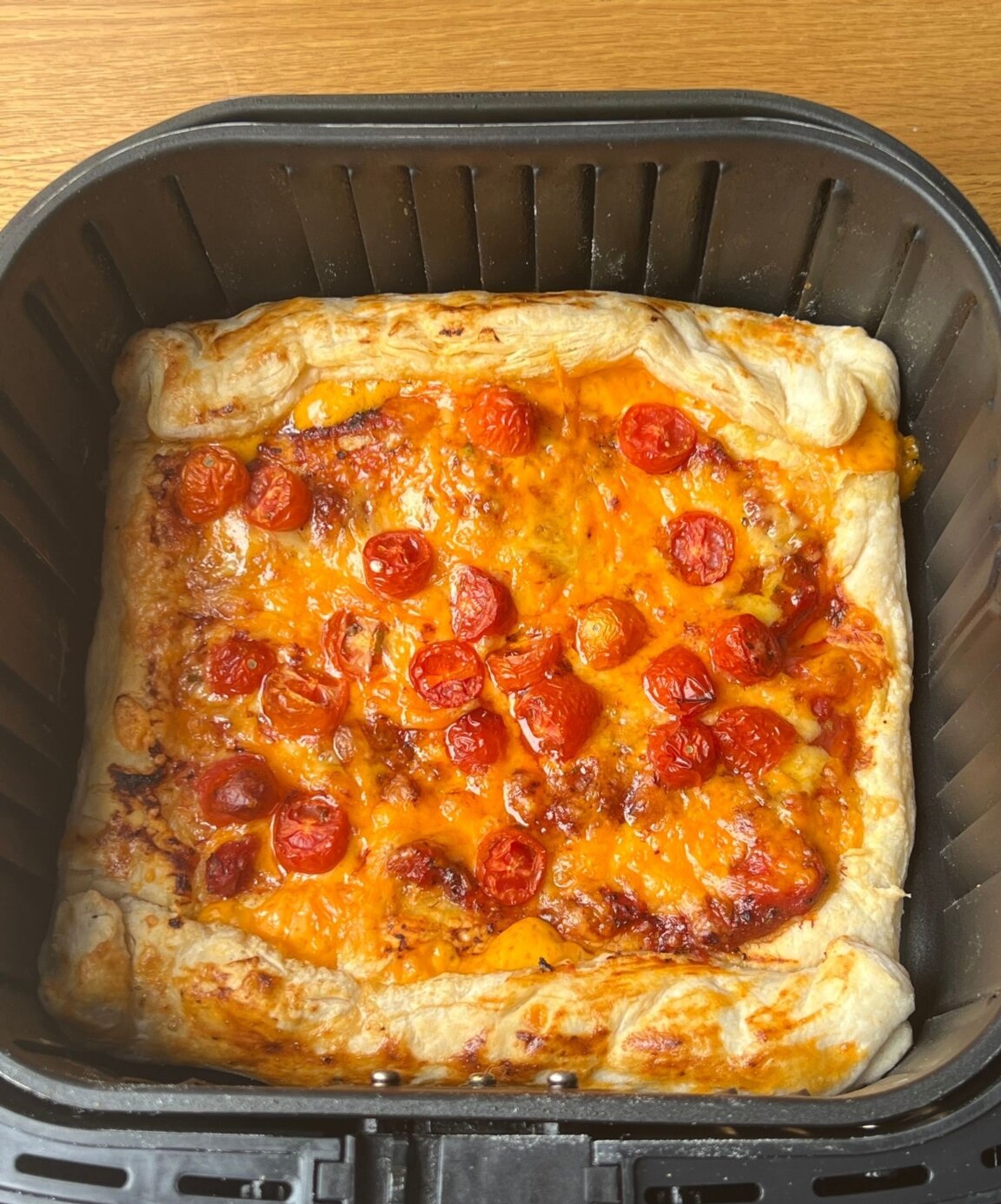 puff pastry pizza in the air fryer