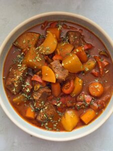 Slow Cooker Beef Goulash